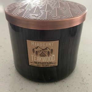 Bath and body works mahogany teakwood 3 wick